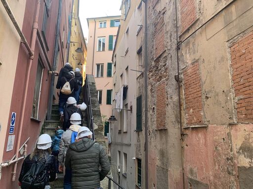 Un'isola medioevale nel cuore di genova visita e degustazione
